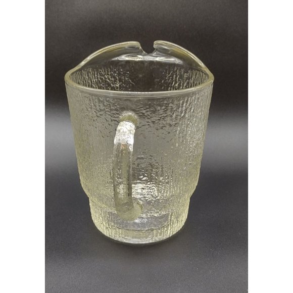 Indiana Glass Pitcher Crystal Ice Pattern 64 Ounces  7.5 Inches - Picture 6 of 8